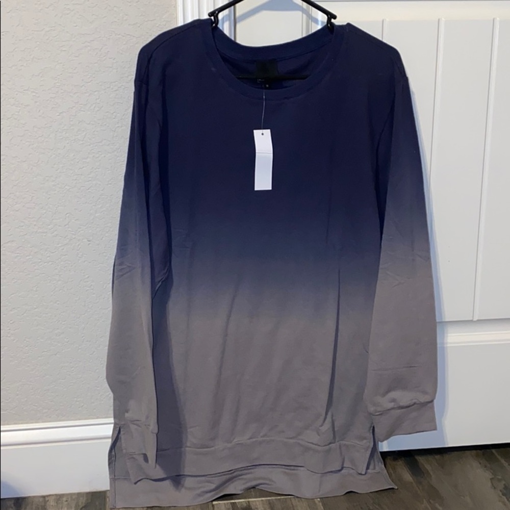 long sleeve sweatshirt